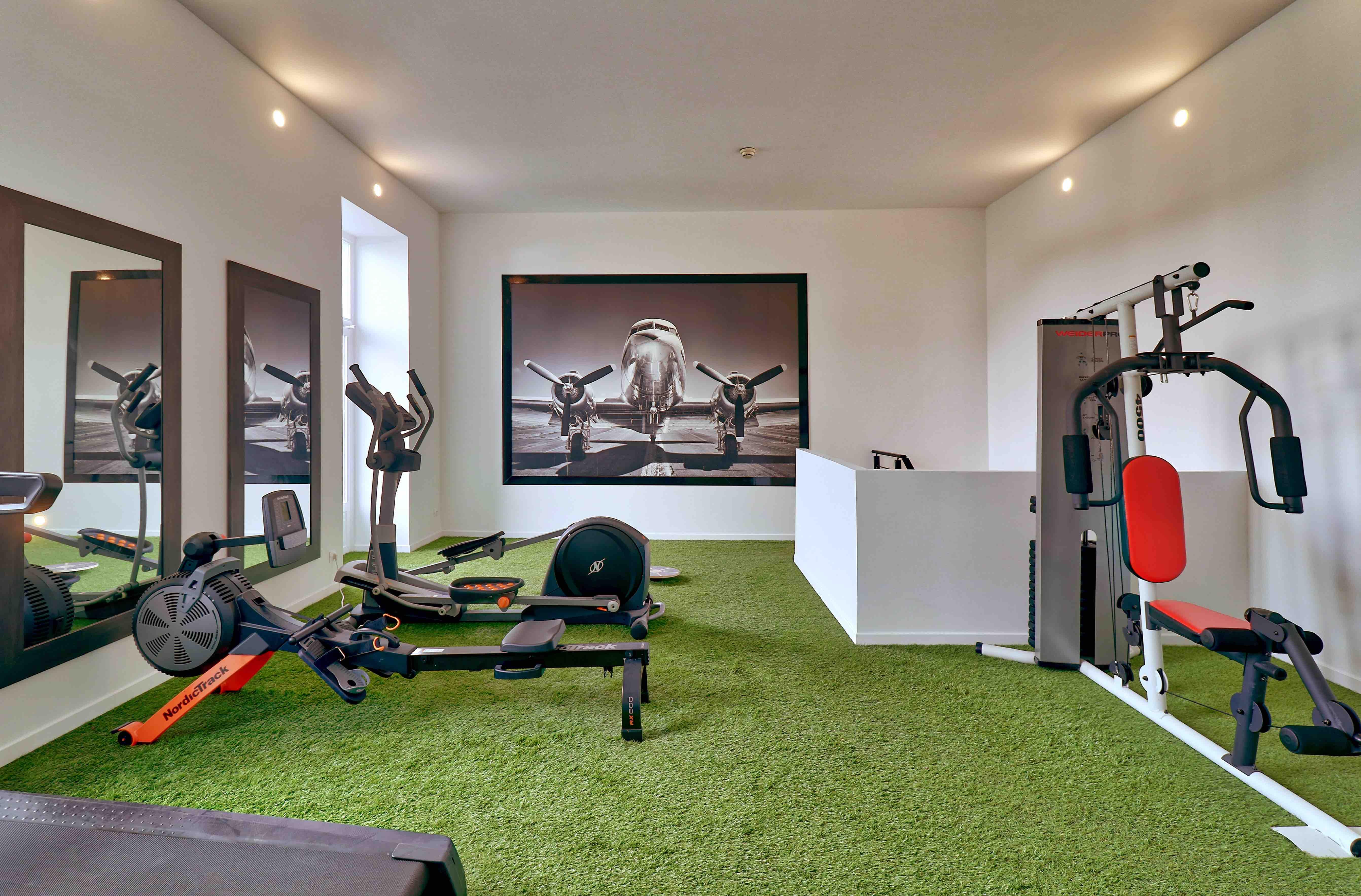 Belfry & Spa By Ligne St Barth Lourdes Exterior foto A home gym