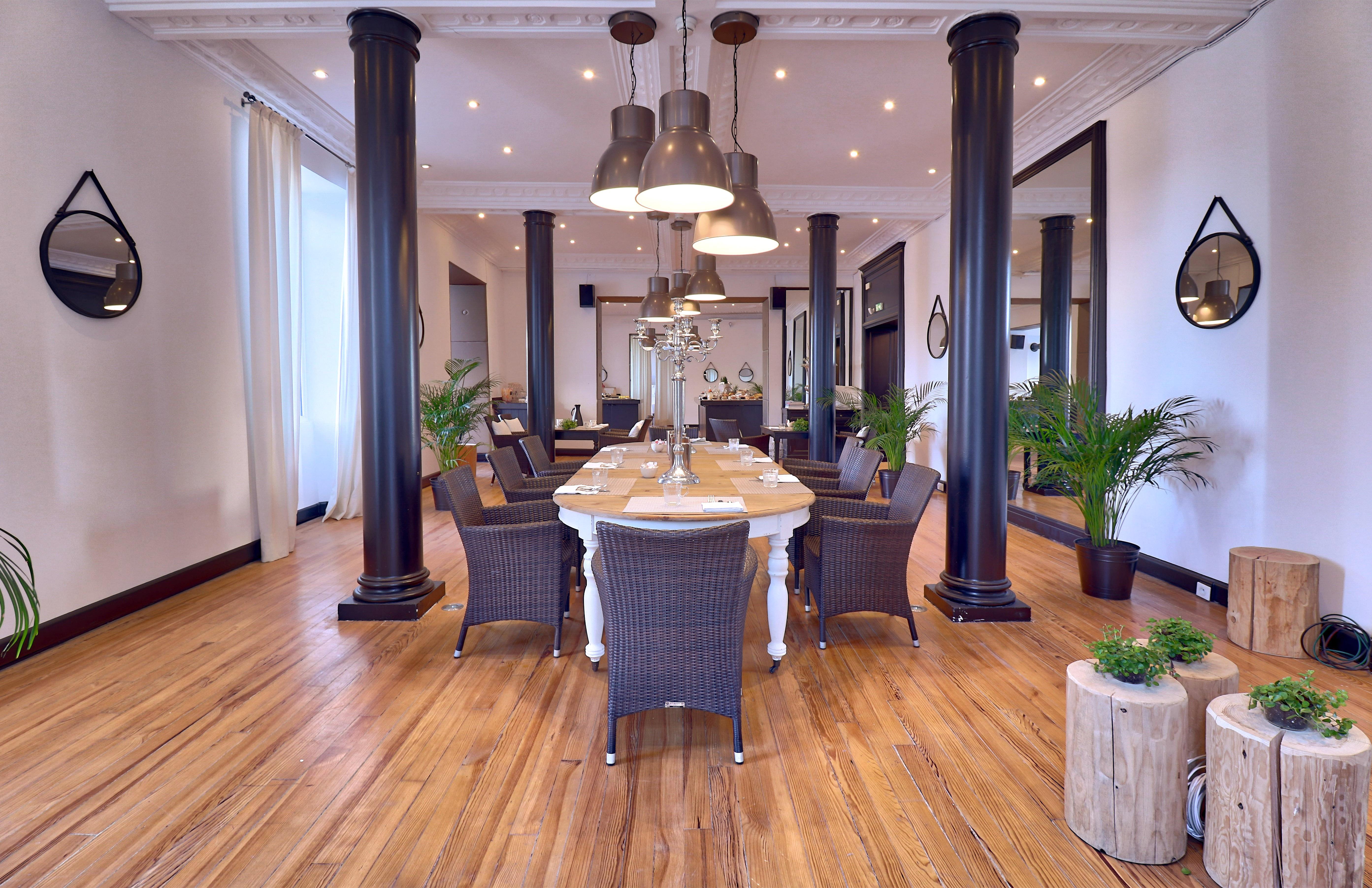 Belfry & Spa By Ligne St Barth Lourdes Exterior foto The restaurant