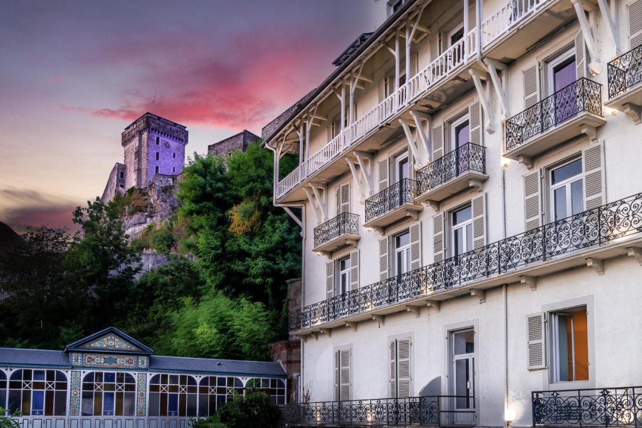 Belfry & Spa By Ligne St Barth Lourdes Exterior foto The Château de Murol