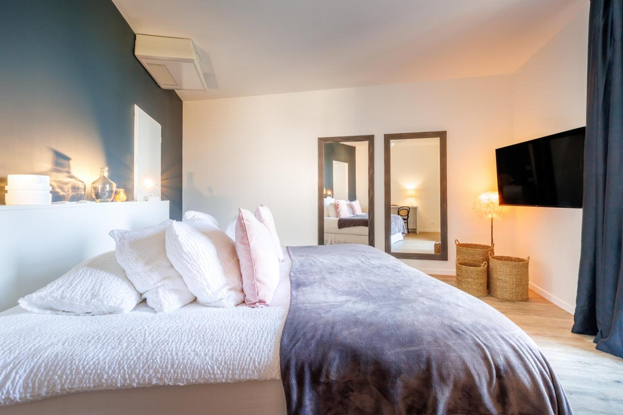Belfry & Spa By Ligne St Barth Lourdes Quarto foto A bedroom at the hotel